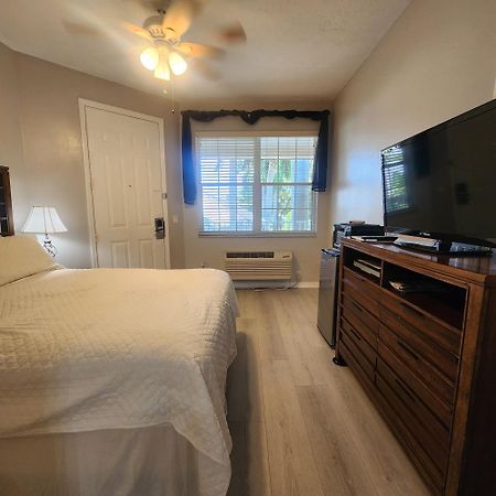 1 Bed 1 Bath At Img Near Beach Bradenton Exteriér fotografie